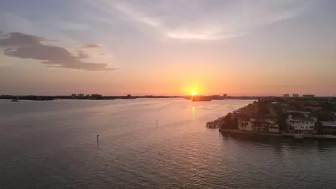 6060 Shore Blvd S #912, Gulfport, FL 33707