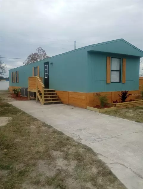 1906 Holiday Dr, Holiday, FL 34691