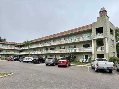 2427 Finlandia Ln #41, Clearwater, FL 33763
