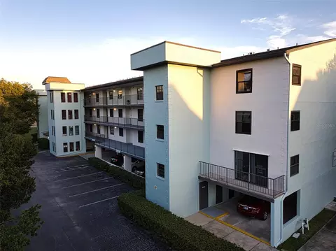 2651 Michael Pl #105, Dunedin, FL 34698