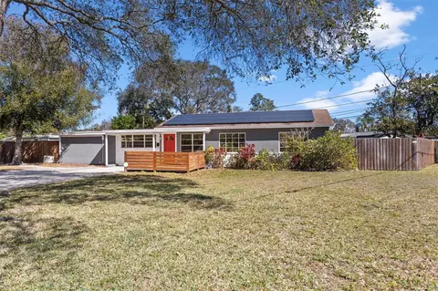 7001 Meadowlawn Dr N, Saint Petersburg, FL 33702