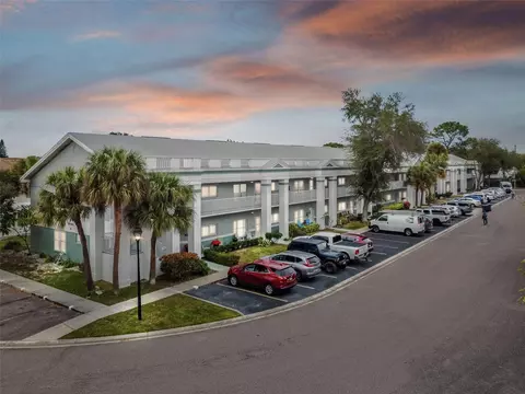 2298 Americus Blvd E #22, Clearwater, FL 33763