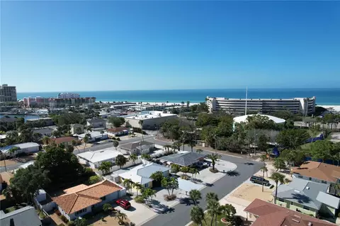 72 Lido Dr, Saint Pete Beach, FL 33706