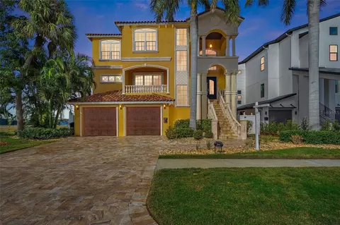 1841 Bayou Grande Blvd NE, Saint Petersburg, FL 33703