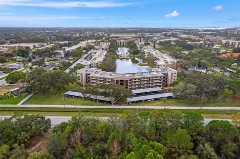 6190 80th St N #107, Saint Petersburg, FL 33709