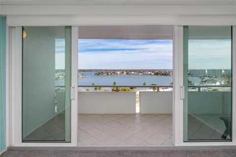 17920 Gulf Blvd #908, Redington Shores, FL 33708