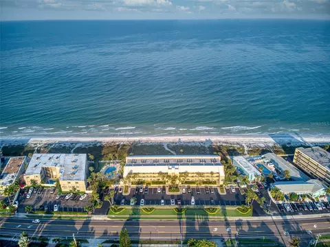 3400 Gulf Blvd #203, Belleair Beach, FL 33786