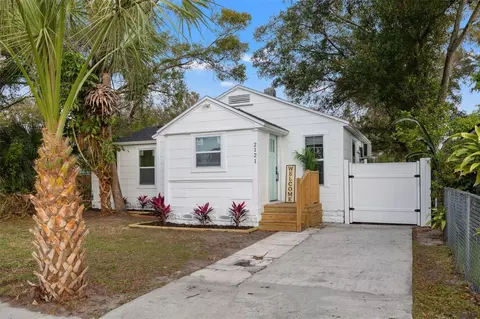 2121 16th Ave S, Saint Petersburg, FL 33712