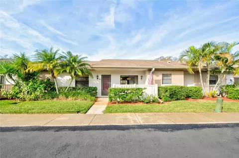 310 Michaels Cir, Oldsmar, FL 34677