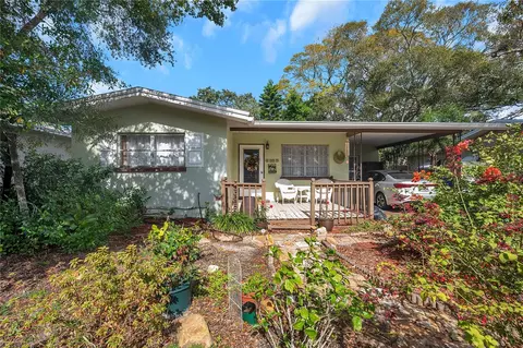 1116 Michigan Blvd, Dunedin, FL 34698