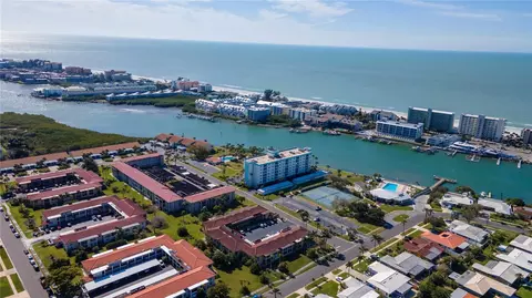 10351 Regal Dr #8, Largo, FL 33774