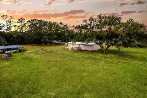 13217 Douglas Rd, Dade City, FL 33525