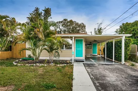 3421 Ithaca St N, Saint Petersburg, FL 33713