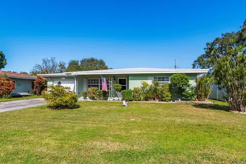 10725 59th Ave, Seminole, FL 33772