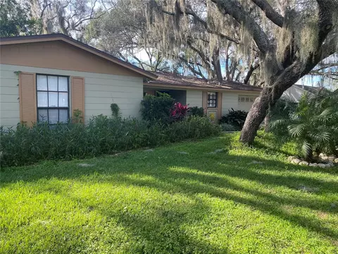 605 Julie Ln, Brandon, FL 33511