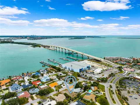 164 2nd St W, Tierra Verde, FL 33715