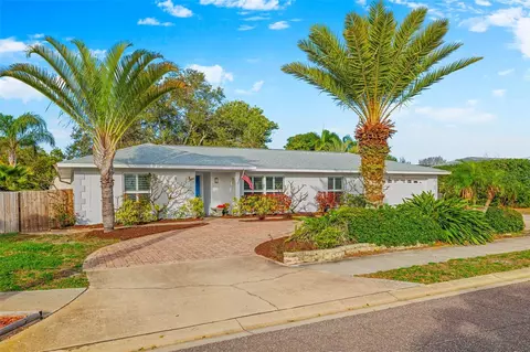 6150 115th Ln, Seminole, FL 33772