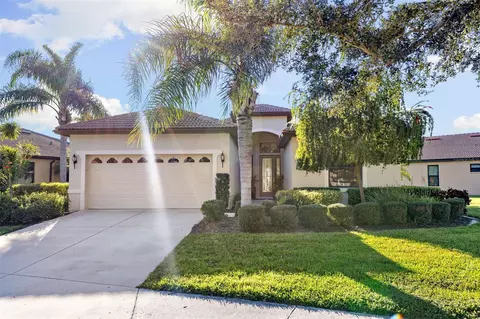8024 Stirling Falls Cir, Sarasota, FL 34243