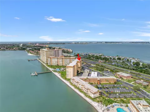 5108 Brittany Dr S #302, Saint Petersburg, FL 33715
