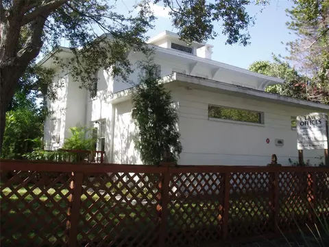 1300 Dr Martin Luther King Jr St N, Saint Petersburg, FL 33705