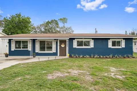 7547 Ridge Rd, Seminole, FL 33772
