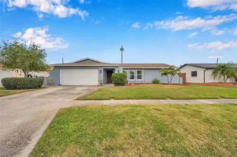 12137 Orange Blossom Dr, Seminole, FL 33772