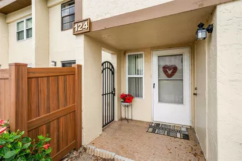 9209 Seminole Blvd #124, Seminole, FL 33772
