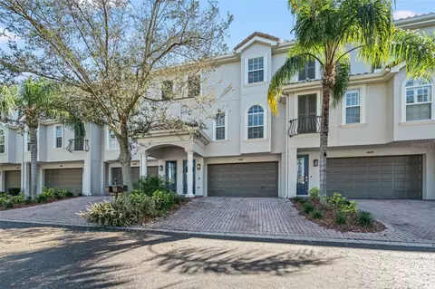 4623 Overlook Dr NE, Saint Petersburg, FL 33703