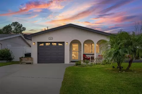 5542 21st Ave N, Saint Petersburg, FL 33710