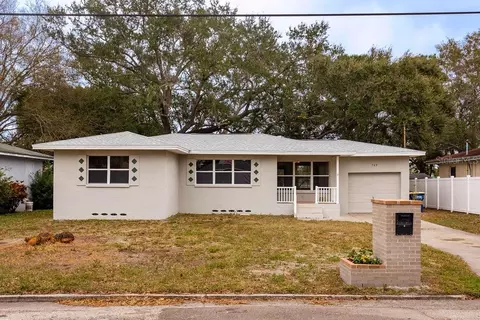 709 Brookside Dr, Clearwater, FL 33764