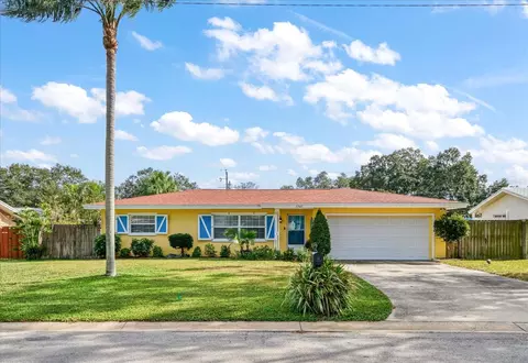 1361 Windsor Dr, Clearwater, FL 33756