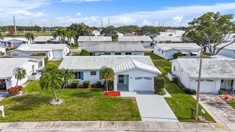 9225 41st St N #5, Pinellas Park, FL 33782