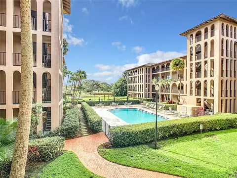 6150 Gulfport Blvd S #209, Gulfport, FL 33707