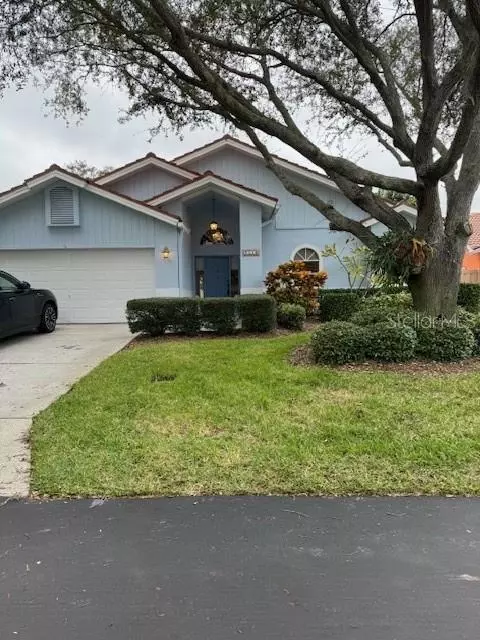 5238 White Sand Cir NE, Saint Petersburg, FL 33703