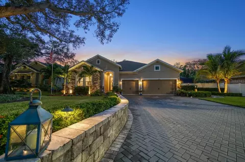 1466 Aberdeen Oaks Dr, Dunedin, FL 34698