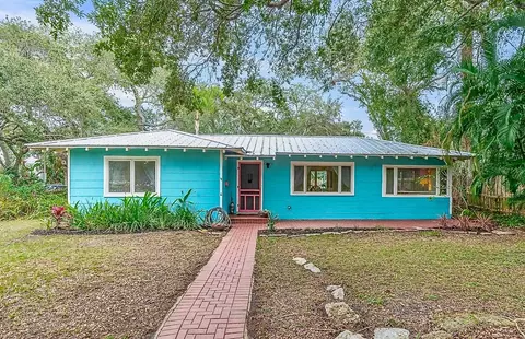 7433 Dartmouth Ave N, Saint Petersburg, FL 33710