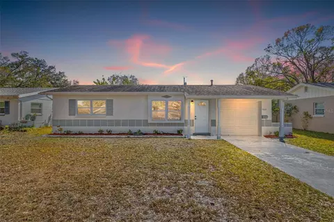 2566 35th Ave N, Saint Petersburg, FL 33713