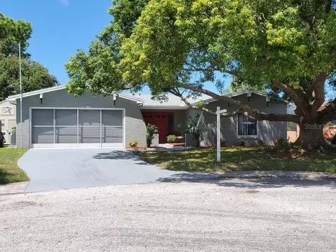 7725 Westover Dr, Port Richey, FL 34668