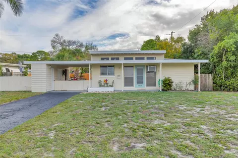 6366 Hampton Dr N, Saint Petersburg, FL 33710