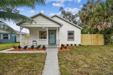 1136 16th Ave S, Saint Petersburg, FL 33705
