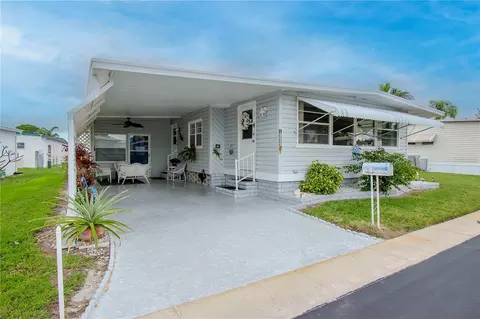 10520 Tahitian Ln #114, Largo, FL 33773