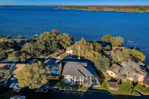 128 Lake Shore Dr N, Palm Harbor, FL 34684