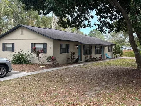447 6th Ave NE, Largo, FL 33770