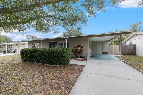 124 44th Ave NE, Saint Petersburg, FL 33703