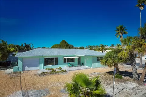 192 Lido Dr, Saint Pete Beach, FL 33706
