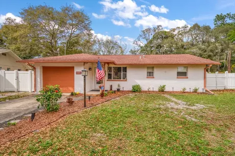 2806 St Croix Dr, Clearwater, FL 33759