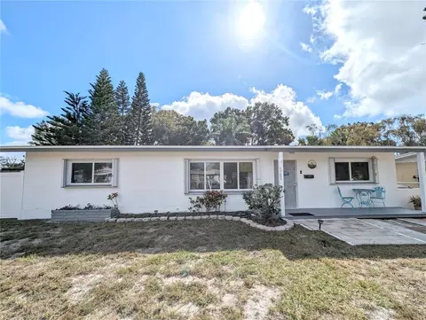 5782 37th Ave N, Saint Petersburg, FL 33710