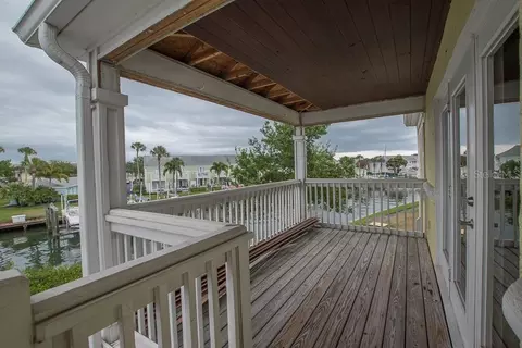 4740 Beach Dr SE #D, Saint Petersburg, FL 33705