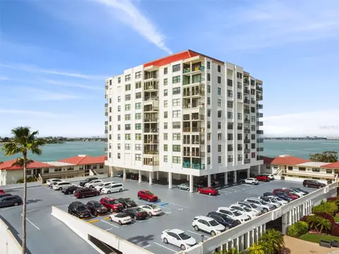 6265 Sun Blvd #601, Saint Petersburg, FL 33715