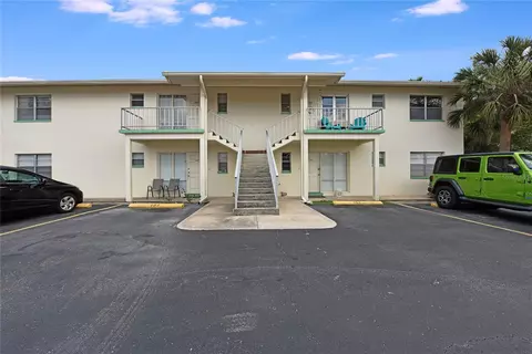 8303 Bardmoor Blvd #201, Seminole, FL 33777
